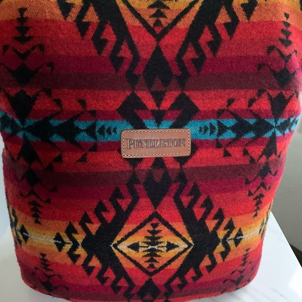 Pendleton Multicolor Geometric Tote - Picture 2 of 10